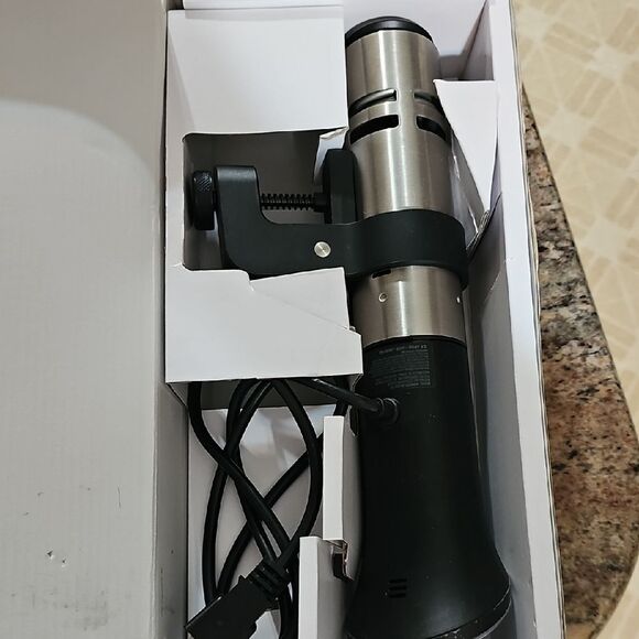 Anova Precision Cooker - Black and Silver - Picture 4 of 6